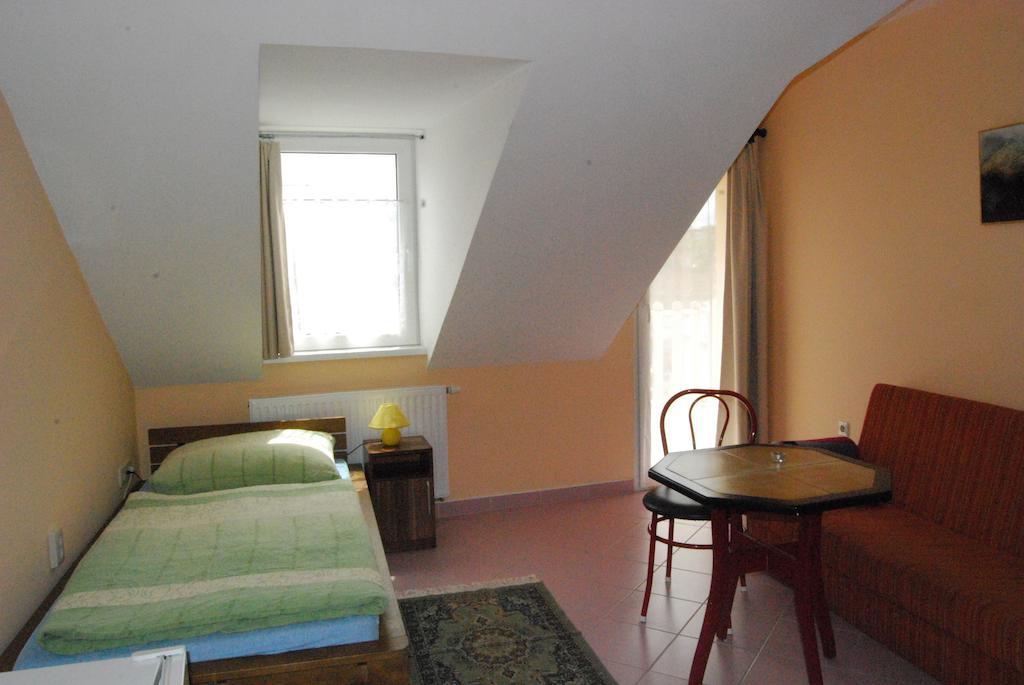 Karavan Panzio Hotel Kecskemét Pokój zdjęcie