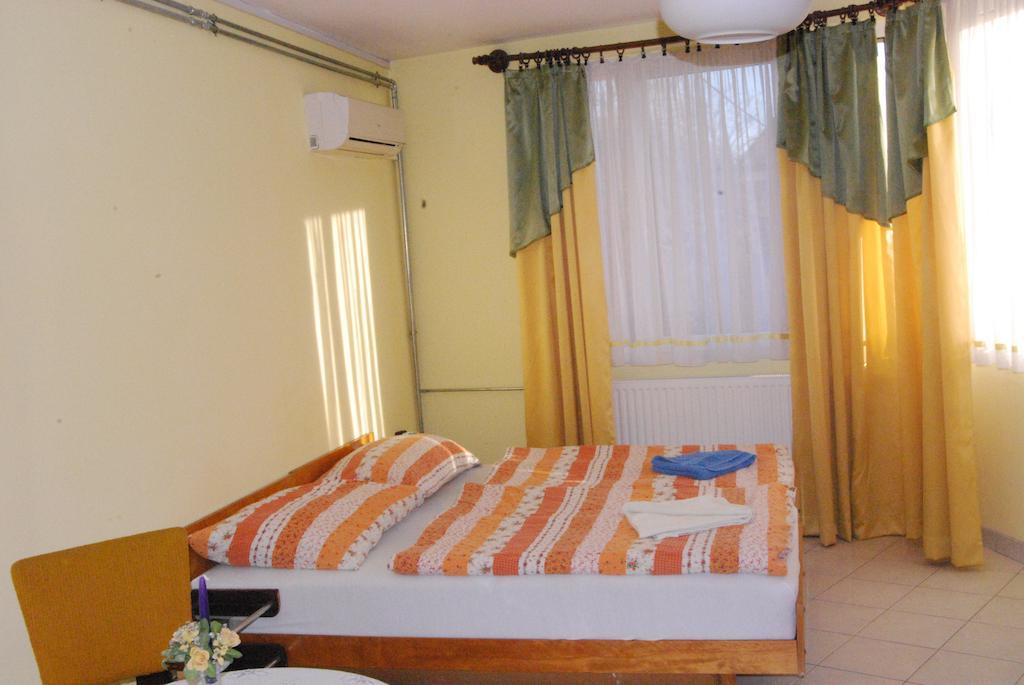 Karavan Panzio Hotel Kecskemét Pokój zdjęcie