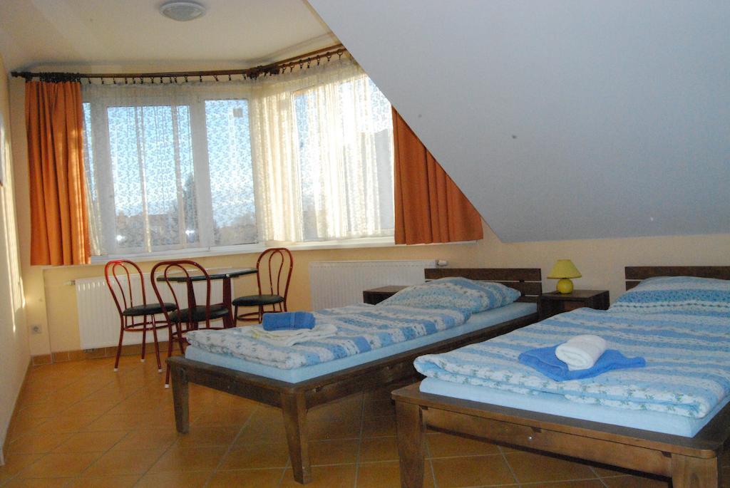 Karavan Panzio Hotel Kecskemét Pokój zdjęcie