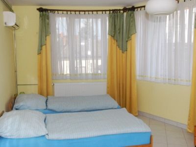 Karavan Panzio Hotel Kecskemét Zewnętrze zdjęcie
